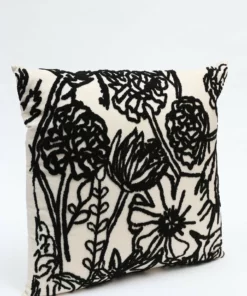 Inspire Me! Home Decor PILLOWS, RUGS, & THROWS Black And Cream Floral Print Pillow