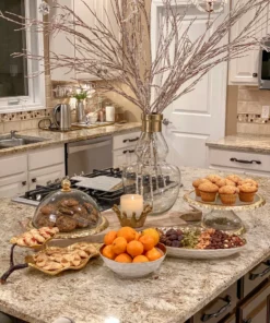 Inspire Me! Home Decor Gold Bordered Glass Cake Dome 16 Inspire Me! Home Decor Gold Bordered Glass Cake Dome