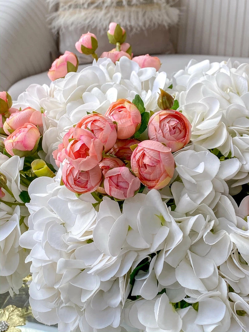 Inspire Me! Home Decor Floral Stems Ranunculus Bundle Stem (2 Colors) 7 Inspire Me! Home Decor Floral Stems Ranunculus Bundle Stem (2 Colors)